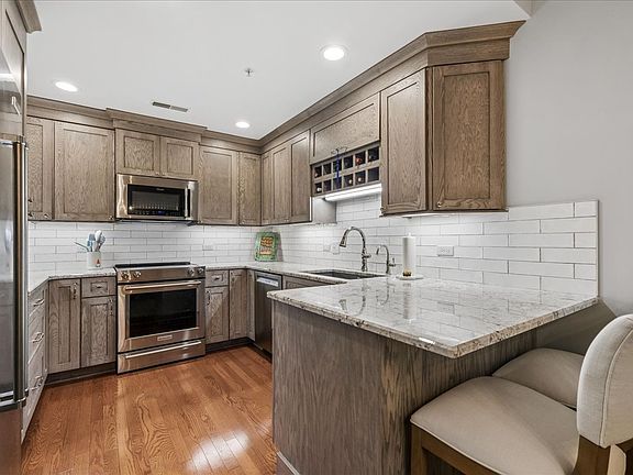 5th image of 310 E Church St Unit 209