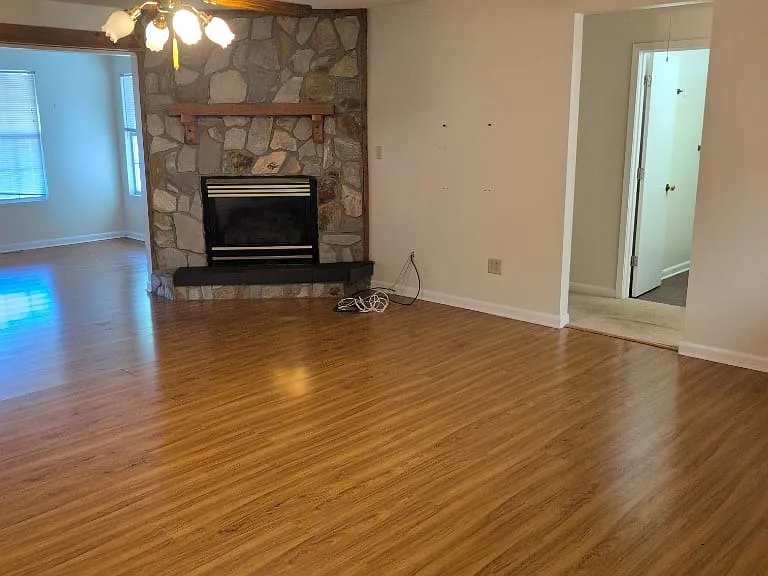 133 Winchester Way — Photo 3