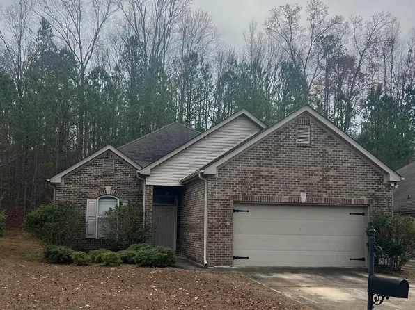 6761 Deer Foot Dr, Pinson, AL 35126