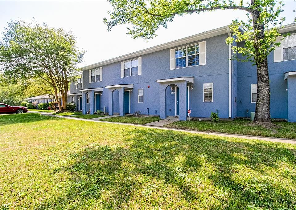 1st image of 1808 Country Village Blvd