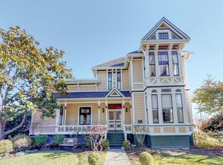 563 Ocean Ave, Ferndale, CA 95536