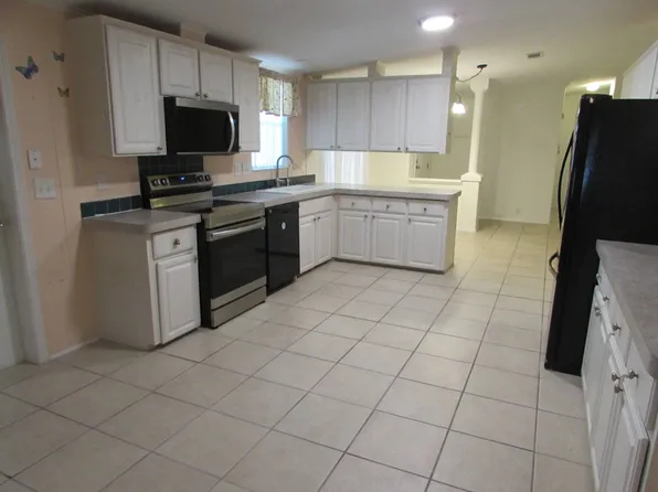 2603 Lake Haven Dr, New Port Richey, FL 34655