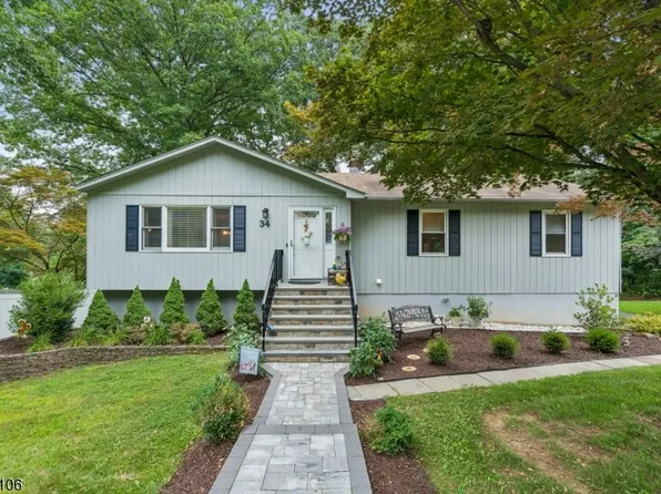 34 Crestwood Rd, Rockaway Boro, NJ 07866