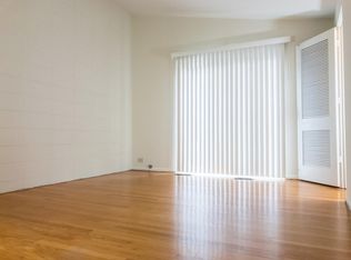 421 Lageschulte St, Barrington, IL 60010