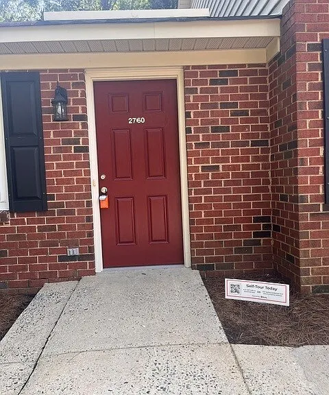 2760 Union Rd — Photo 2