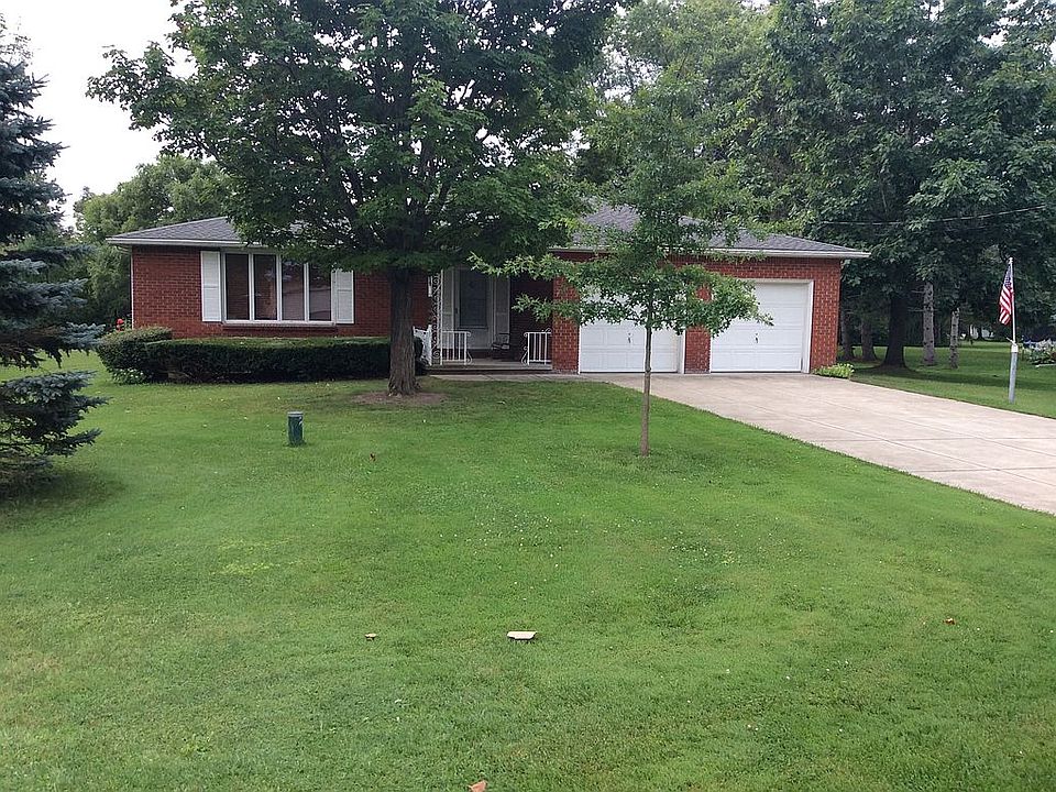 1st image of 11051 Fairview Dr