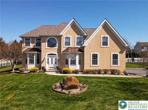 2277 Leigh Dr, Easton, PA 18040