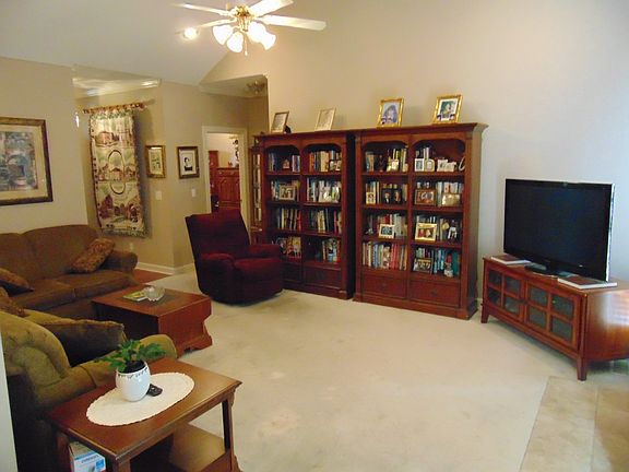 5th image of 17 Eastridge Rd