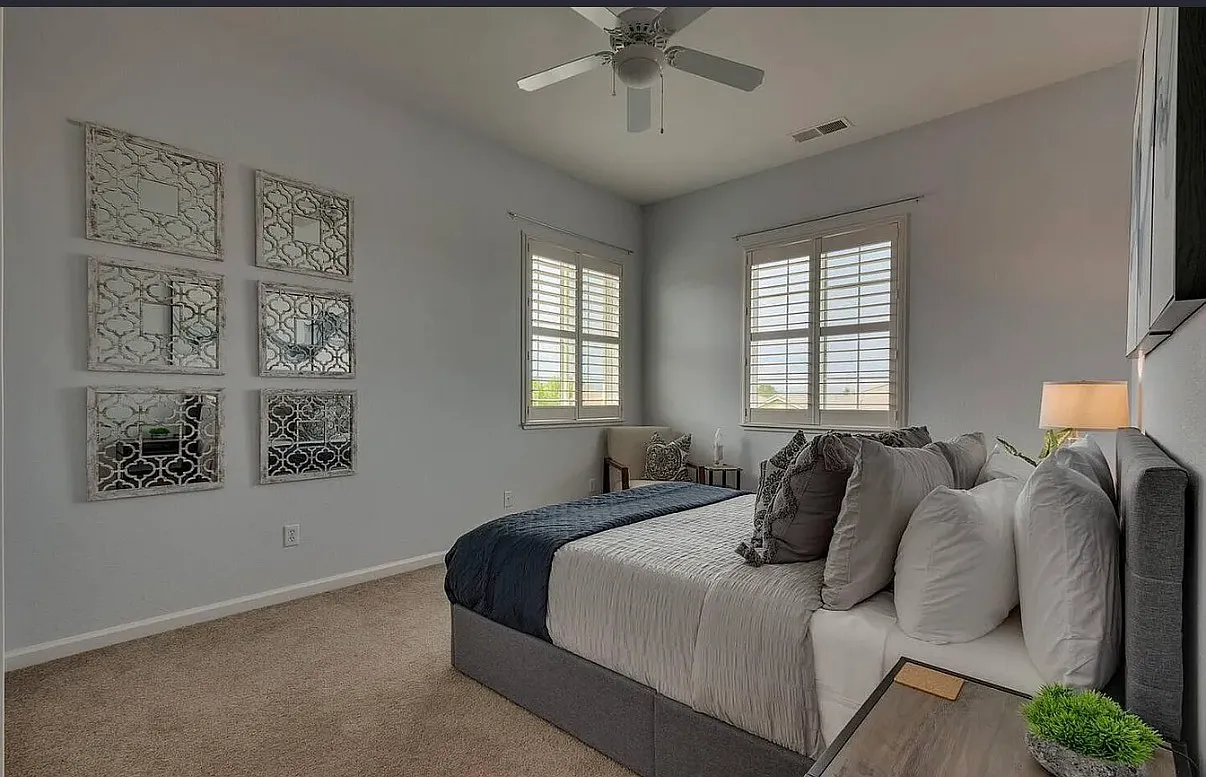 4 bed, 3240 sqft, $1,550 — Photo 4