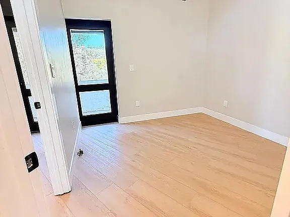 1565 Nautilus St #A — Photo 19