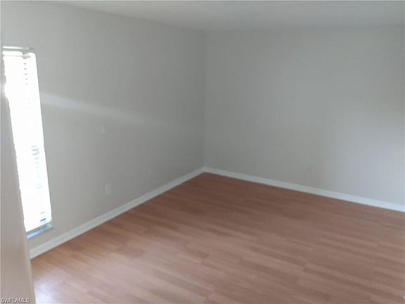 4th image of 2069 W Lakeview Blvd #3