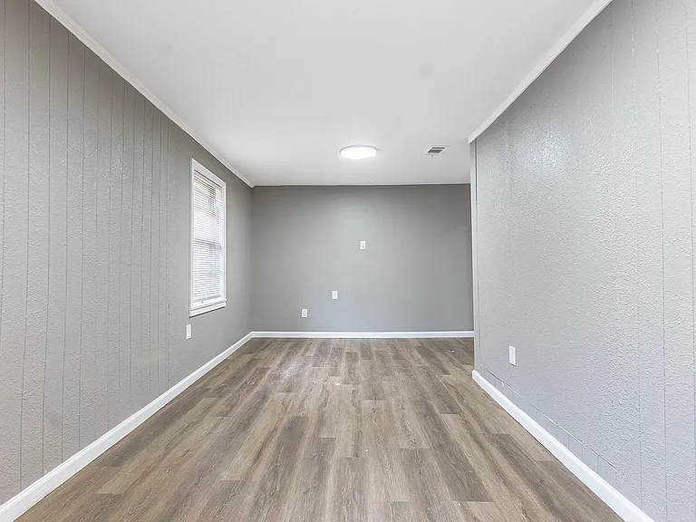 3427 Margaretta Rd — Photo 5