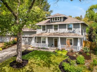 5909 SW Nebraska St, Portland, OR 97221