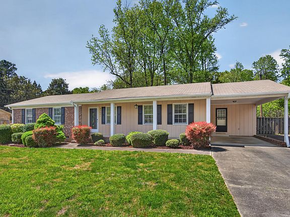 2nd image of 4905 Reigal Wood Rd