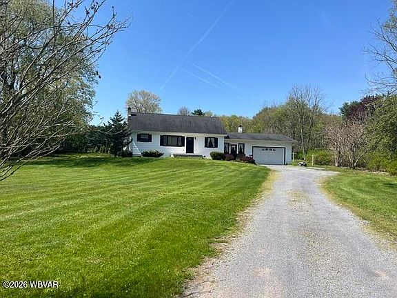 3rd image of 1876 Dutch Hollow Rd