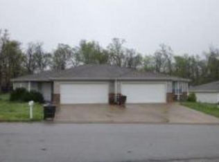 1705 Redbud Dr, Joplin, MO 64801
