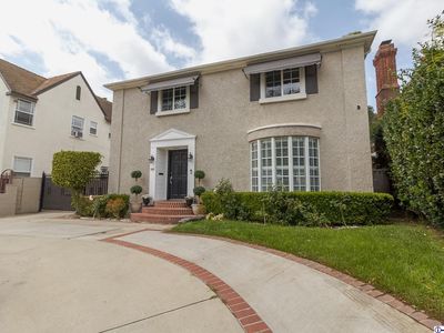 949 S Highland Ave, Los Angeles, CA, 90036