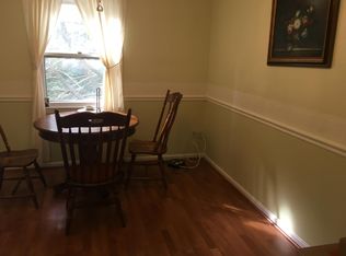 9009 Piney Grove Dr, Fairfax, VA 22031