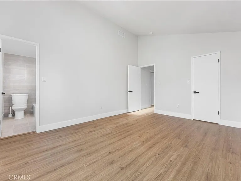 4157 Pinewood Lake Dr — Photo 26