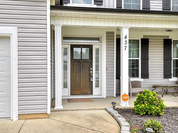 5th image of 437 Arrowwood Drive