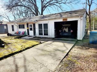 810 Hoover St, Malvern, AR 72104