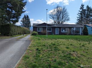 1004 Mission Rd, Everson, WA 98247