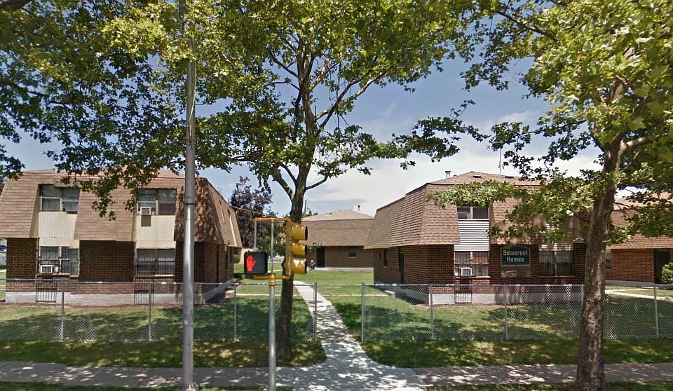 1st image of 172 Somerset St #172