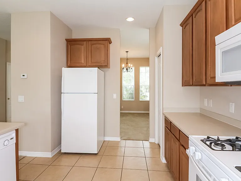 6305 36th Ct E — Photo 7