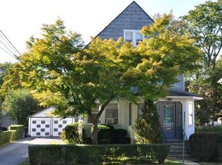 755 Pelhamdale Ave, Pelham, NY 10803