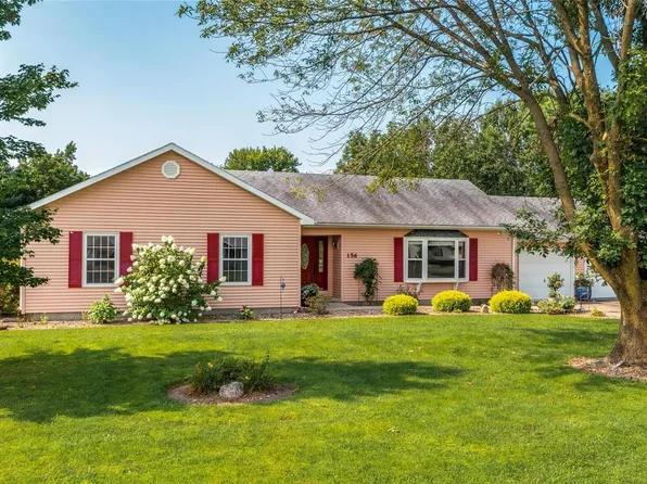 156 Horseshoe Ln, Litchfield, IL 62056