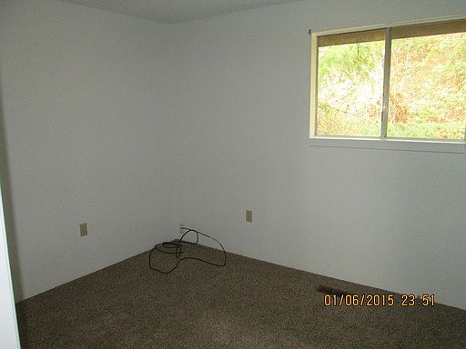 5th image of 550 NW Harrison St