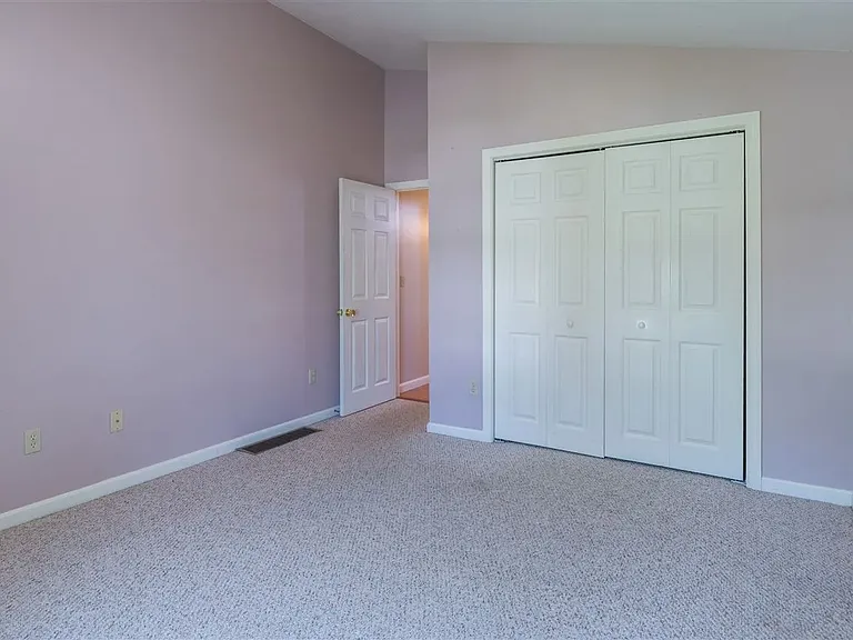 19 Jennifer Dr — Photo 16