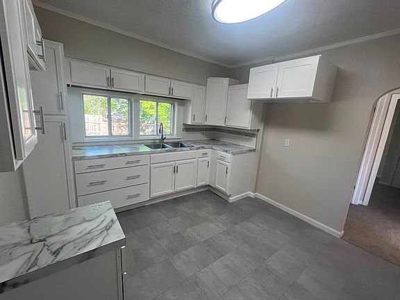 4th image of 1224 1/2 Briggle Rd