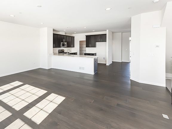 3rd image of 2516 Huntleigh Ln #7.03