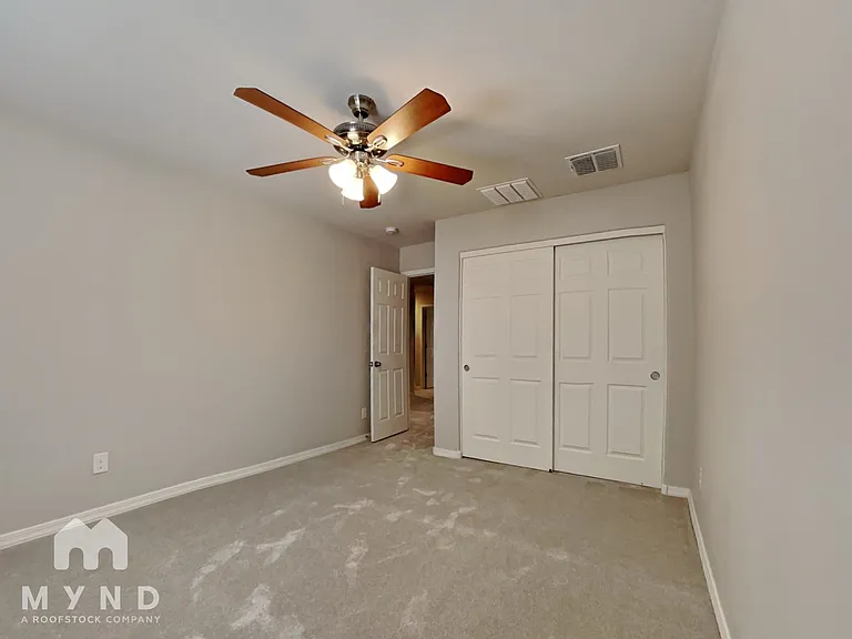 5420 W Albeniz Pl — Photo 16