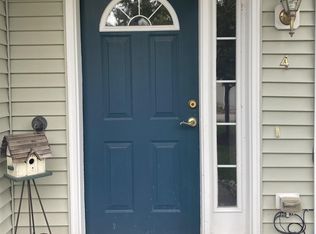 4 Cascade Cir, Merrimack, NH 03054