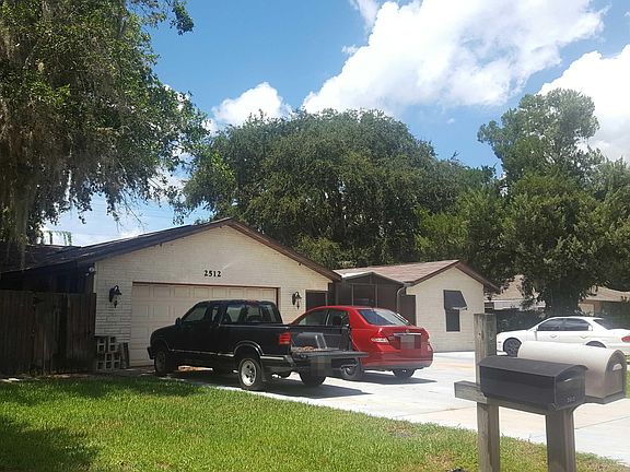 3rd image of 2512 Needle Palm Dr