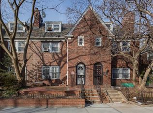 35-34 88th St, Flushing, NY 11372