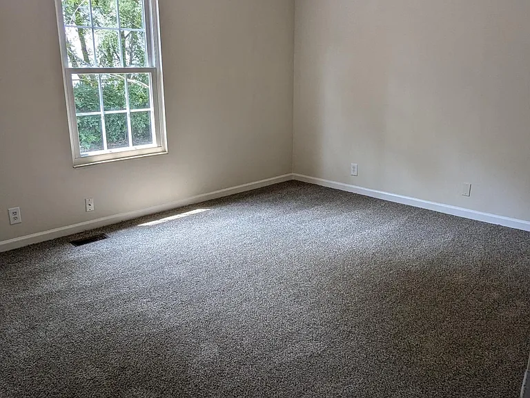 2920 Sheana Way — Photo 11