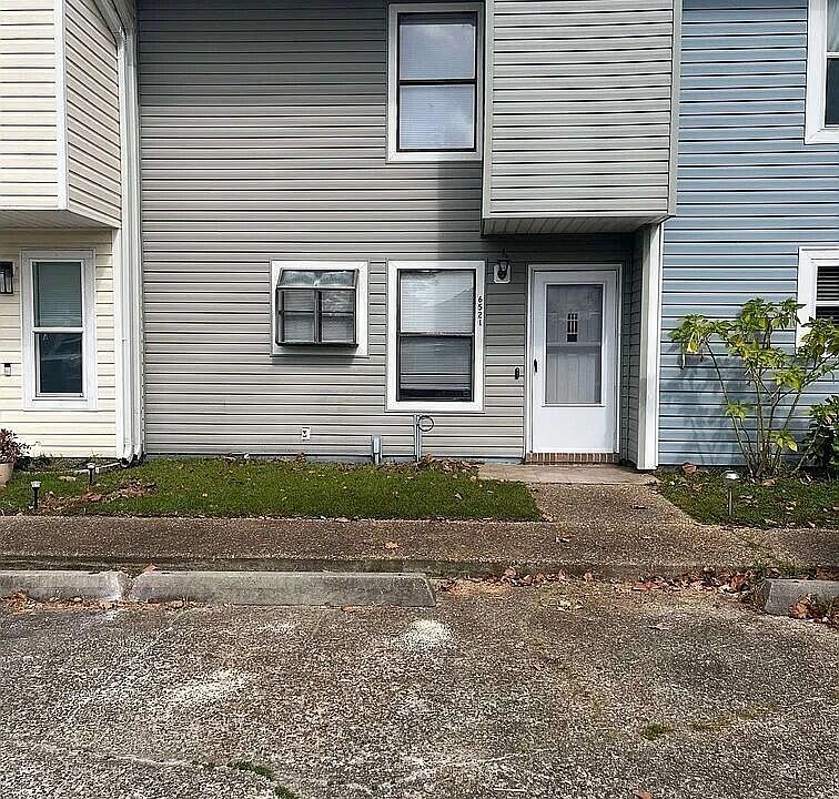 1st image of 6521 Pridgen St