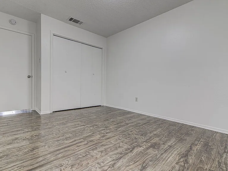 8108 W Gate Blvd — Photo 14