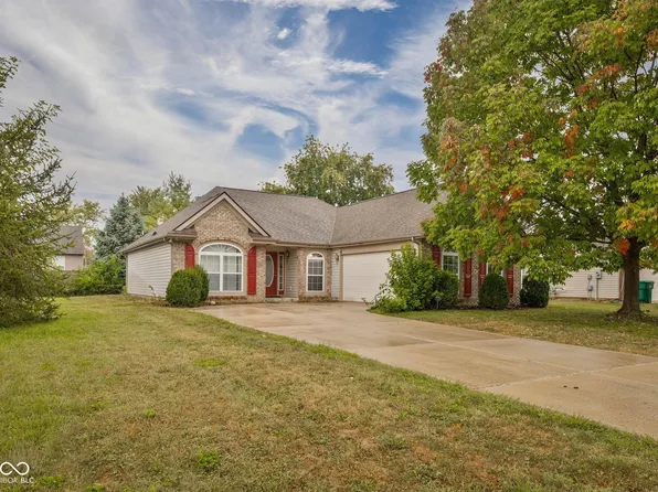 1856 Copeland Farms Dr, Greenfield, IN 46140