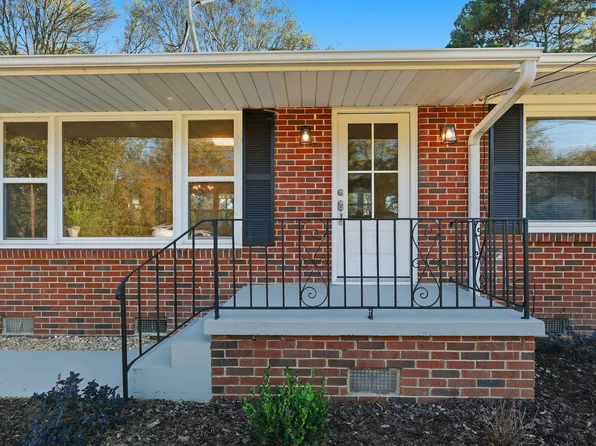 606 Orchard St, Killen, AL 35645
