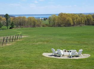 3553 Old Mission Rd, Traverse City, MI 49686