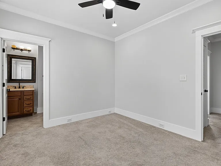 2409 Spring Creek Blvd NE — Photo 24