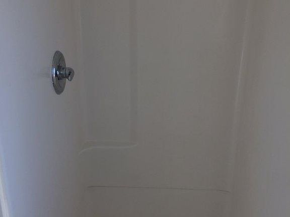 4th image of 1135 N Yosemite Ave