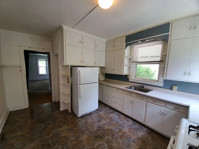 Walnut St 2512 — Photo 11