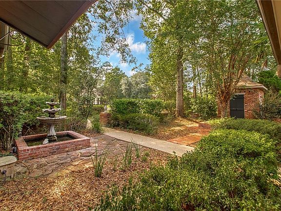 2nd image of 39328 Magnolia Trce