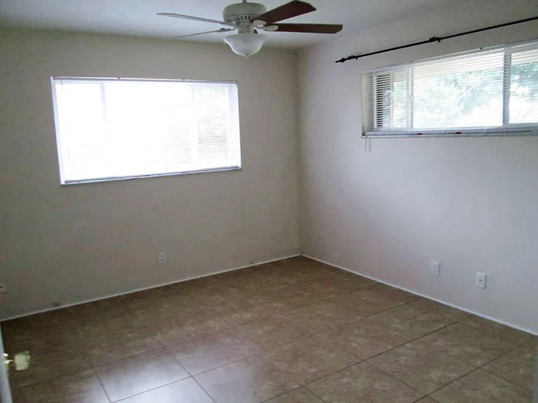 1911 NE 27th Ct #3 — Photo 15