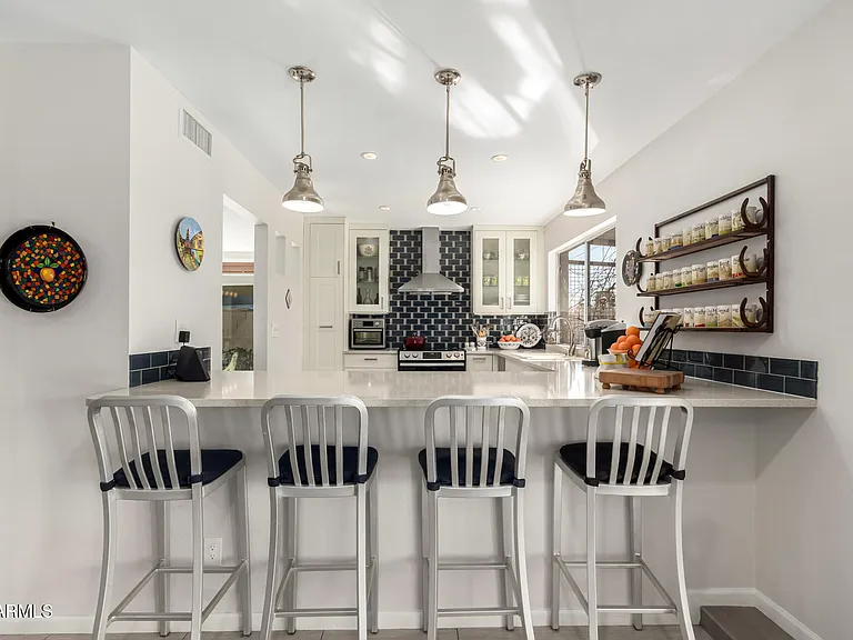 7901 E Luke Ln — Photo 11